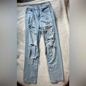 American Eagle Baggy Distressed Jean Size 2